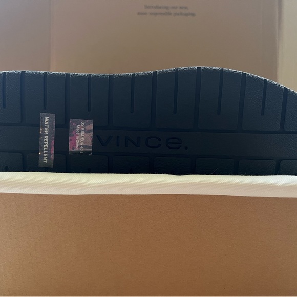 Vince Bellingham Black Shearling  Boot - Picture 6 of 8